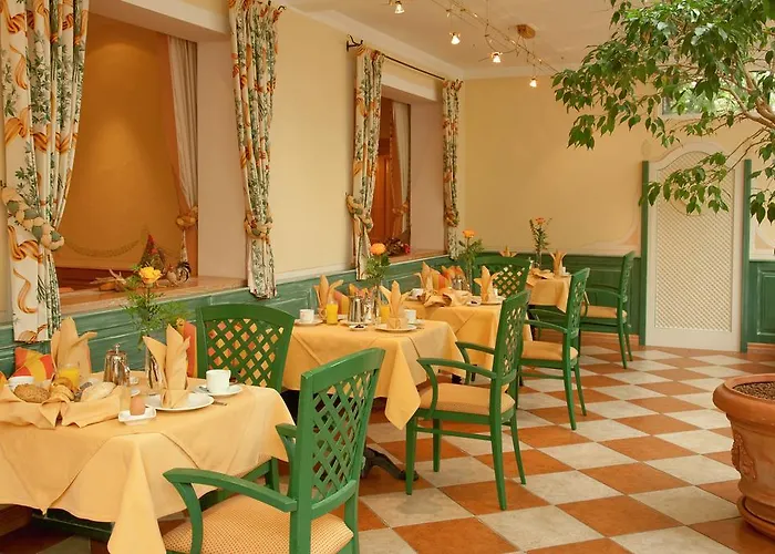 Hotel Thermenhotel Quellenhof 4*