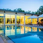 Thermenhotel Quellenhof Отель Бад-Фюссинг