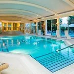 Thermenhotel Quellenhof Отель 4*
