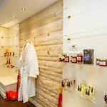 Отель Thermenhotel Quellenhof Бад-Фюссинг