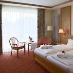 Thermenhotel Quellenhof Отель Бад-Фюссинг