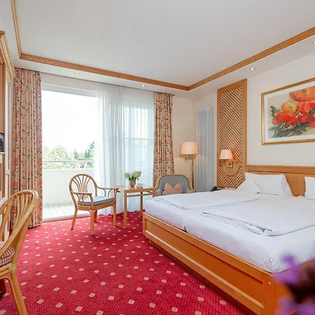 Отель Thermenhotel Quellenhof